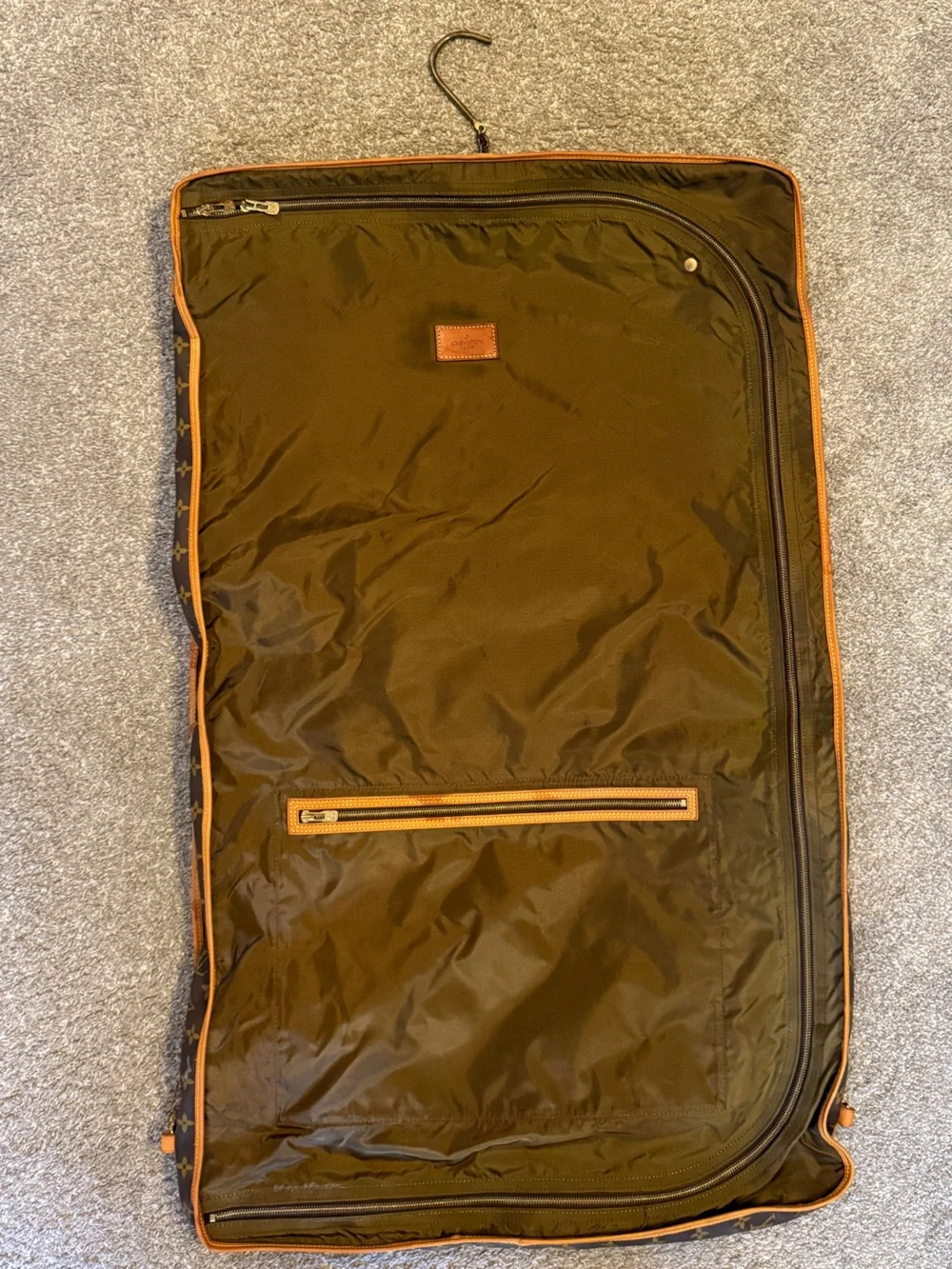 Louis Vuitton authentic louis